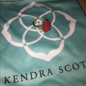 Kendra Scott Teardrop Gold Ring